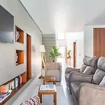 Baleal Surf Ranch Guest house
