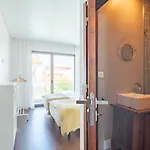 Baleal Surf Ranch Guest house *