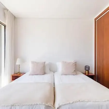 Konukevi Baleal Surf Ranch